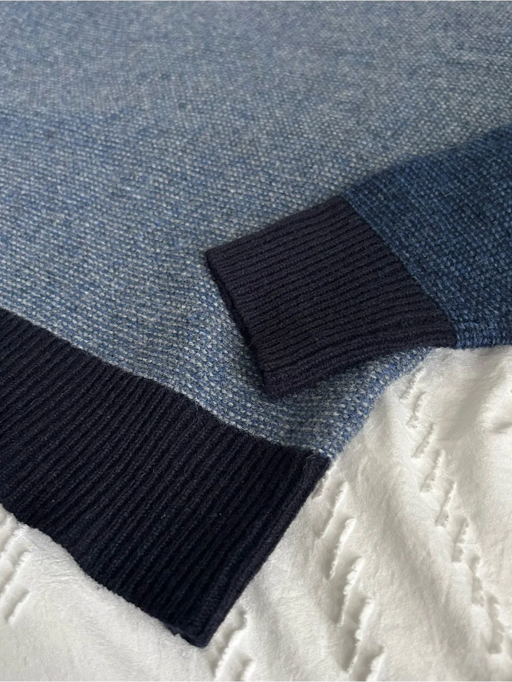 J.Crew Men’s 100% Lambswool Raglan Crewneck Colorblock Pullover Sweater Wool L